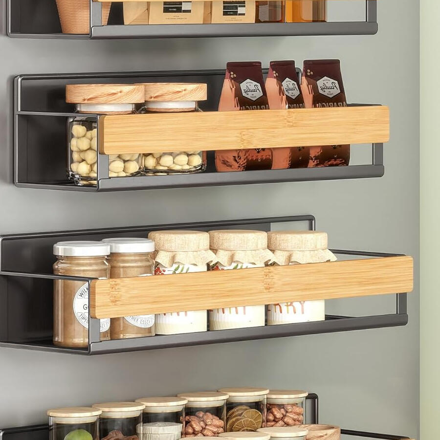 Rangement épices magnétique pour gagner de la place dans la cuisine